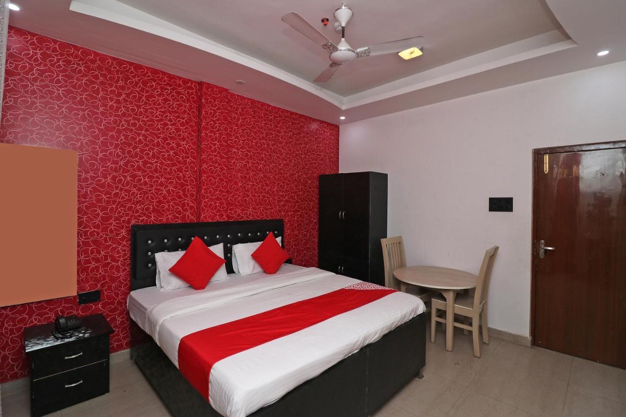 Oyo 62539 Hotel Shree Gopal Puri Exterior foto